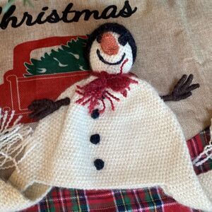 Peruvian Trading Co. Knit Snowman Tousle Hat